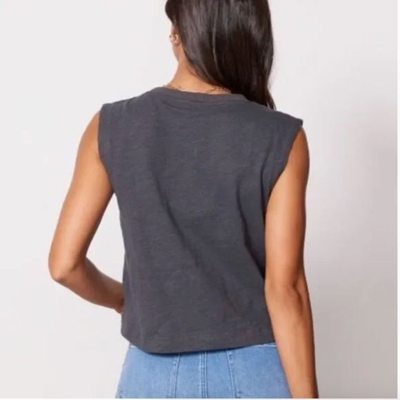 EVEREVE Tait stitched Muscle Tank , Med, G1073 - Picture 2 of 4